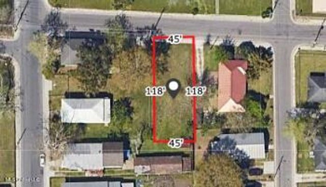 827 Elder Street, Biloxi, MS 39530