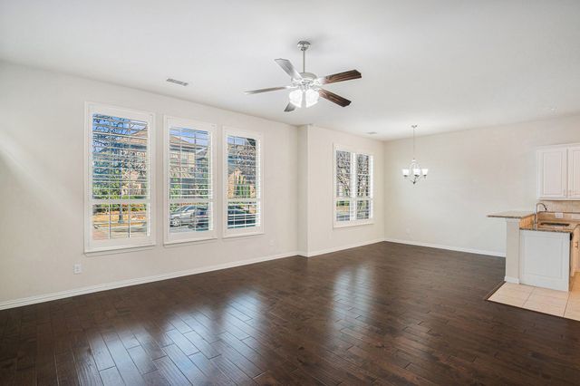 3916 Canton Jade Way, Arlington, TX 76005