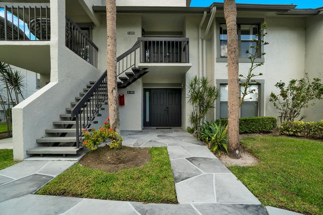 11311 Pond View Drive C101, Wellington, FL 33414