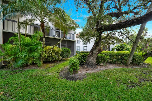 11311 Pond View Drive C101, Wellington, FL 33414