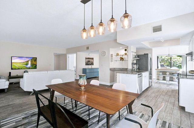 11311 Pond View Drive C101, Wellington, FL 33414