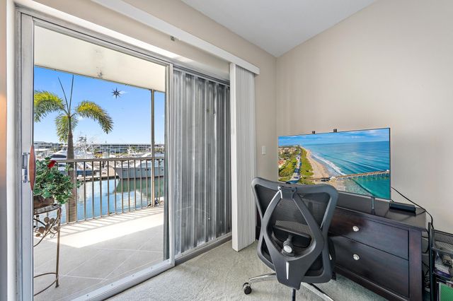 37 Yacht Club Drive 210, North Palm Beach, FL 33408