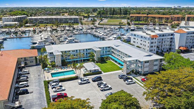 37 Yacht Club Drive 210, North Palm Beach, FL 33408