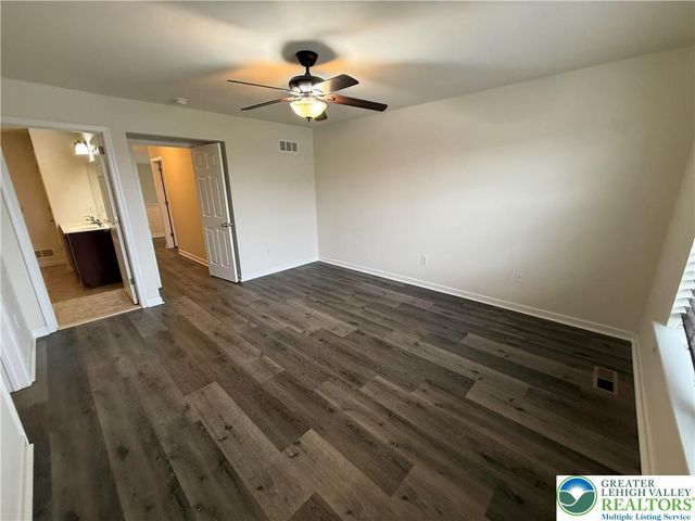 5133 Dogwood Trail, Upper Macungie Twp, PA 18104