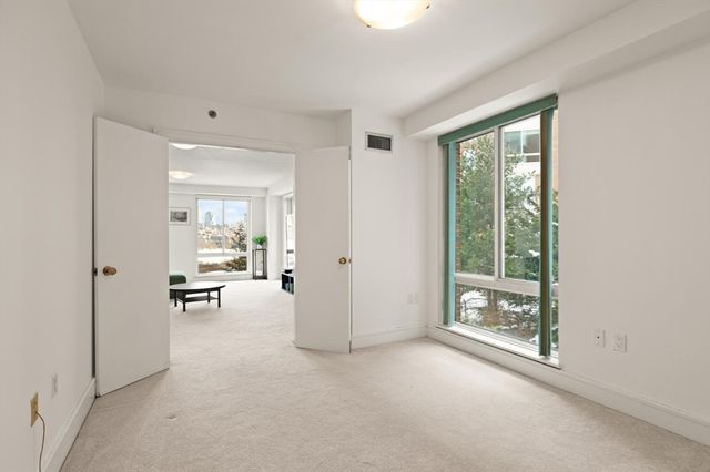 75-83 Cambridge Pkwy E502, Cambridge, MA 02142