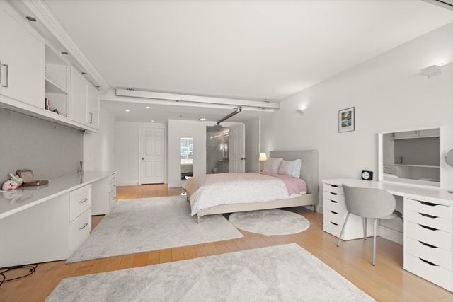 75-83 Cambridge Pkwy E502, Cambridge, MA 02142