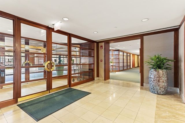 75-83 Cambridge Pkwy E502, Cambridge, MA 02142