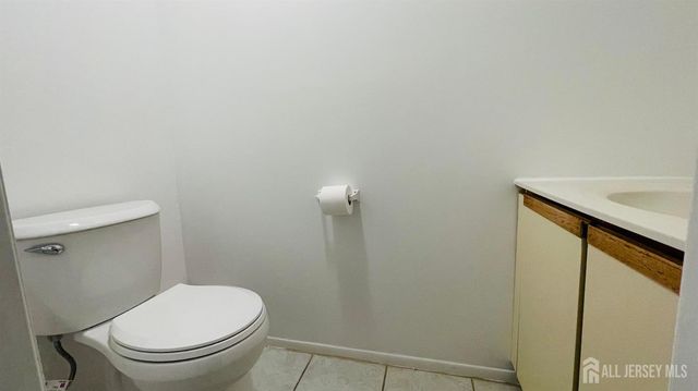 4702 Hana Road, Edison, NJ 08817