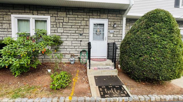 4702 Hana Road, Edison, NJ 08817