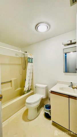 4702 Hana Road, Edison, NJ 08817