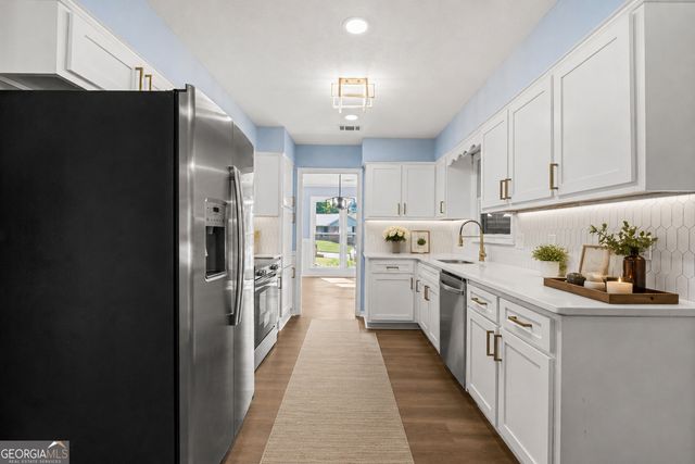 6020 WHITEHAVEN Drive, Columbus, GA 31909