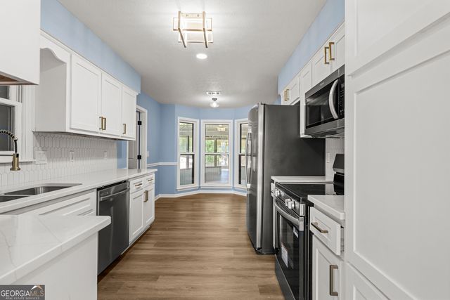 6020 WHITEHAVEN Drive, Columbus, GA 31909