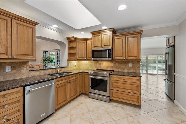 4980 Napoli DR, Naples, FL 34103