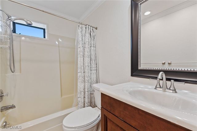 4980 Napoli DR, Naples, FL 34103