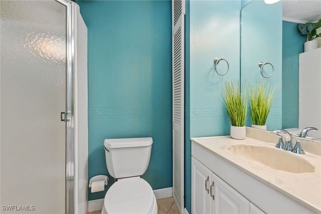 4980 Napoli DR, Naples, FL 34103