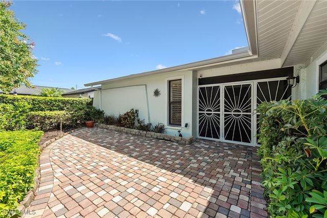 4980 Napoli DR, Naples, FL 34103