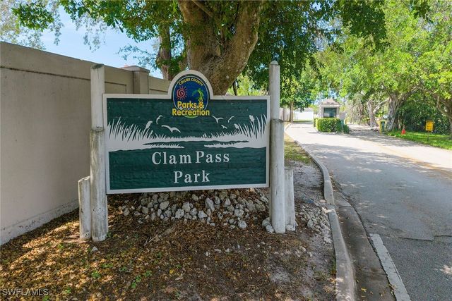 4980 Napoli DR, Naples, FL 34103