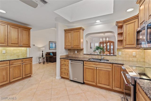 4980 Napoli DR, Naples, FL 34103