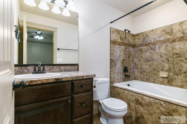 805 W Falcon Circle, Blackfoot, ID 83221