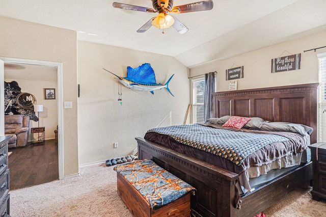 605 River Rock Drive, Azle, TX 76020