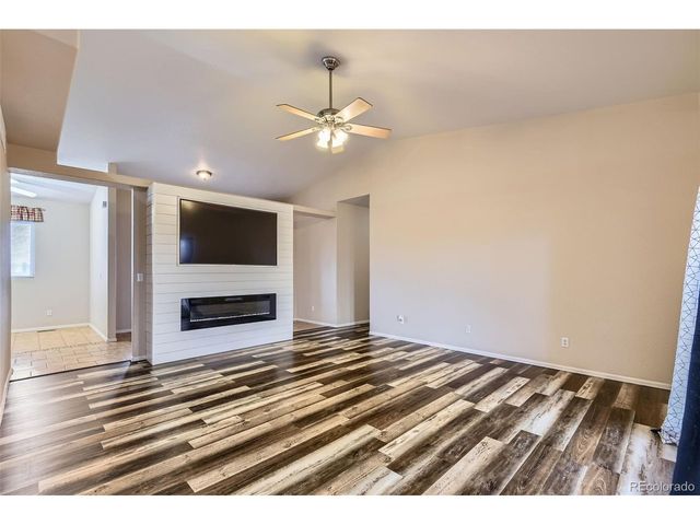 1015 W Stallion Dr, Pueblo West, CO 81007