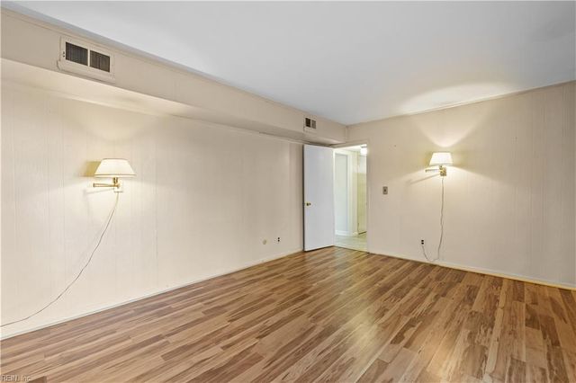 5836 Hartwick DR, Norfolk, VA 23518