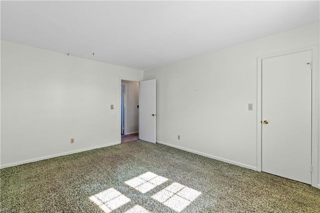 5836 Hartwick DR, Norfolk, VA 23518