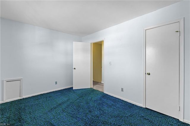 5836 Hartwick DR, Norfolk, VA 23518