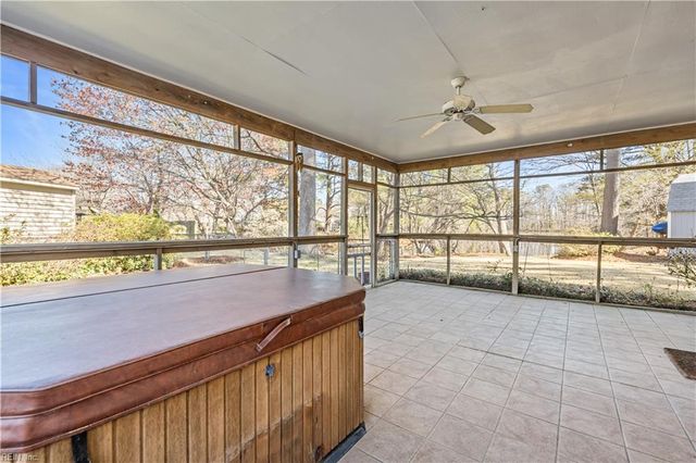 5836 Hartwick DR, Norfolk, VA 23518