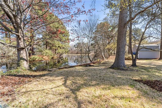 5836 Hartwick DR, Norfolk, VA 23518