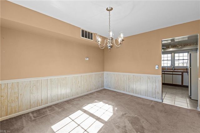 5836 Hartwick DR, Norfolk, VA 23518