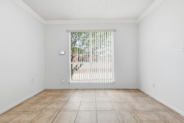 611 Fern Drive, Desoto, TX 75115