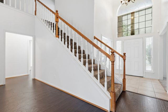 611 Fern Drive, Desoto, TX 75115