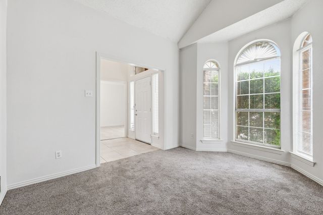 611 Fern Drive, Desoto, TX 75115