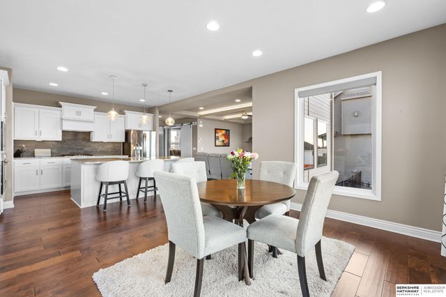 12462 Pheasant Run Lane, Papillion, NE 68046