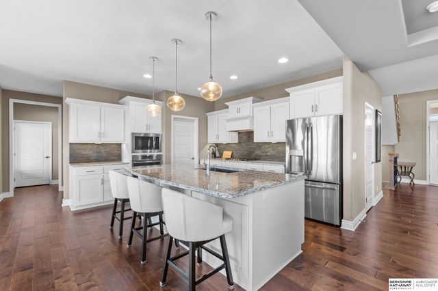 12462 Pheasant Run Lane, Papillion, NE 68046