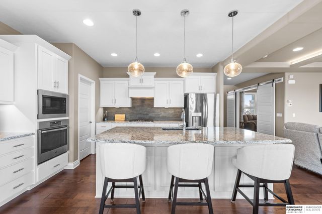 12462 Pheasant Run Lane, Papillion, NE 68046