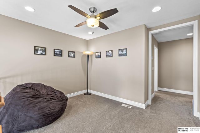 12462 Pheasant Run Lane, Papillion, NE 68046