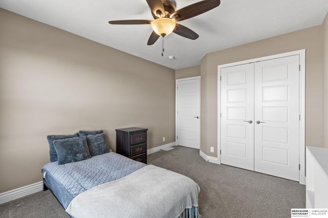 12462 Pheasant Run Lane, Papillion, NE 68046