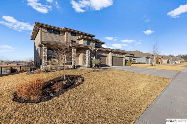 12462 Pheasant Run Lane, Papillion, NE 68046