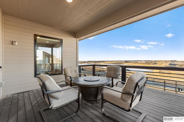 12462 Pheasant Run Lane, Papillion, NE 68046