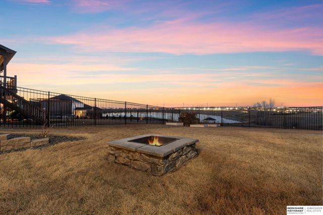 12462 Pheasant Run Lane, Papillion, NE 68046