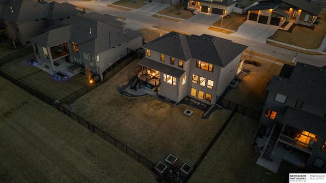 12462 Pheasant Run Lane, Papillion, NE 68046