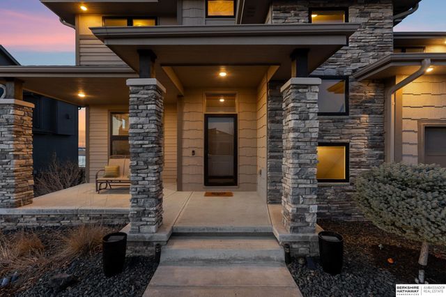 12462 Pheasant Run Lane, Papillion, NE 68046