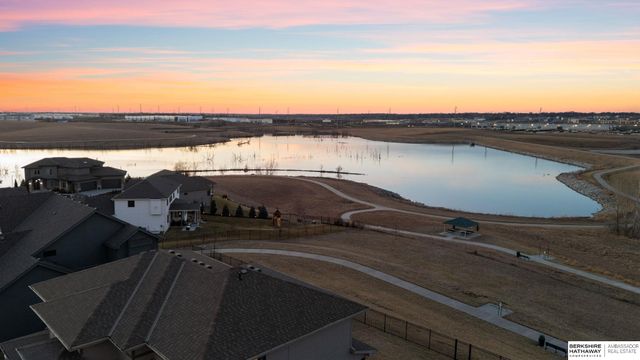 12462 Pheasant Run Lane, Papillion, NE 68046