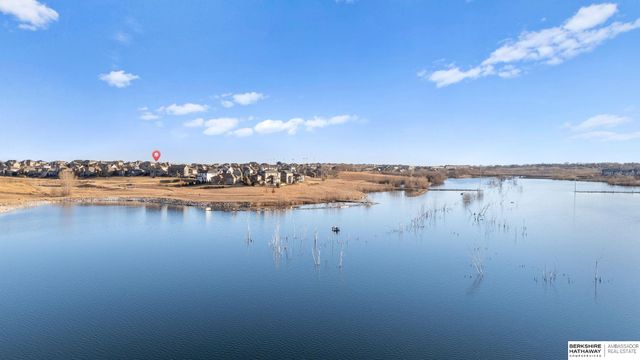 12462 Pheasant Run Lane, Papillion, NE 68046