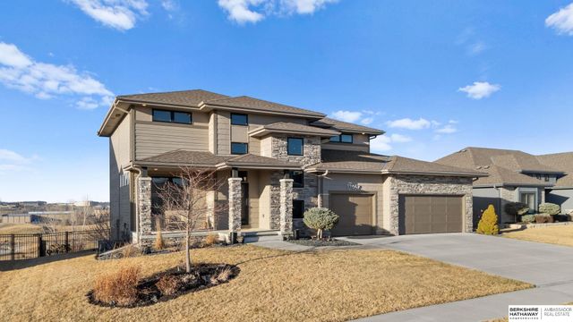 12462 Pheasant Run Lane, Papillion, NE 68046