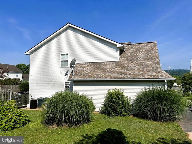 130 S 2ND ST, Barto, PA 19504