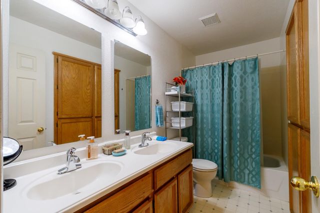 8548 Chamonix Way, Antelope, CA 95843