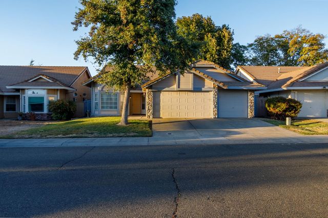 8548 Chamonix Way, Antelope, CA 95843